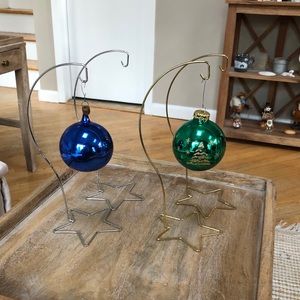 Set of 2 Gold Ornament Hangers
